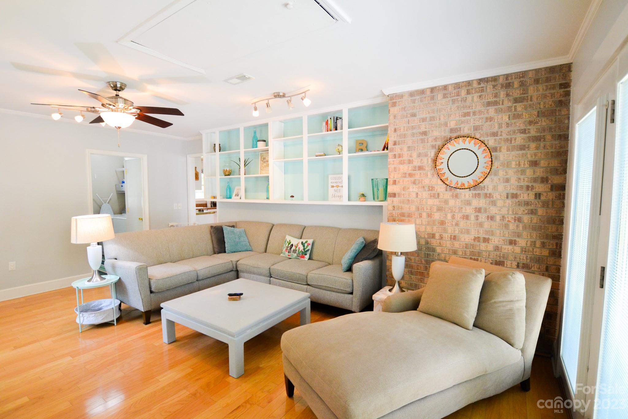 6 Knoll Ridge Drive Asheville NC 28804