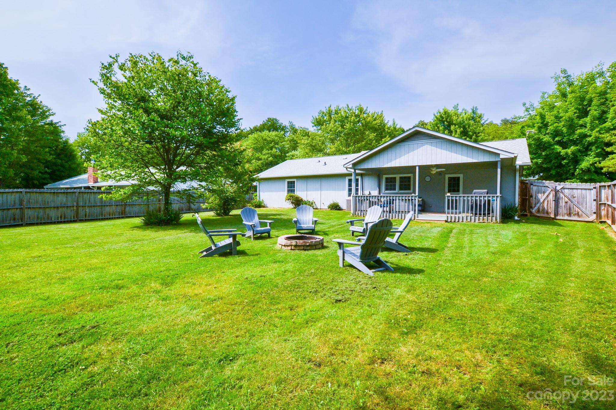 6 Knoll Ridge Drive Asheville NC 28804