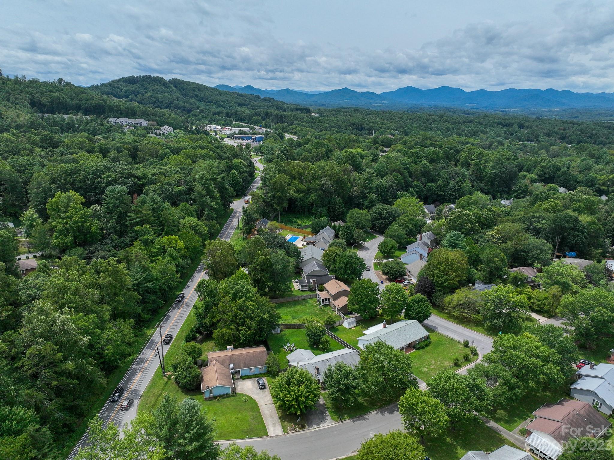 6 Knoll Ridge Drive Asheville NC 28804