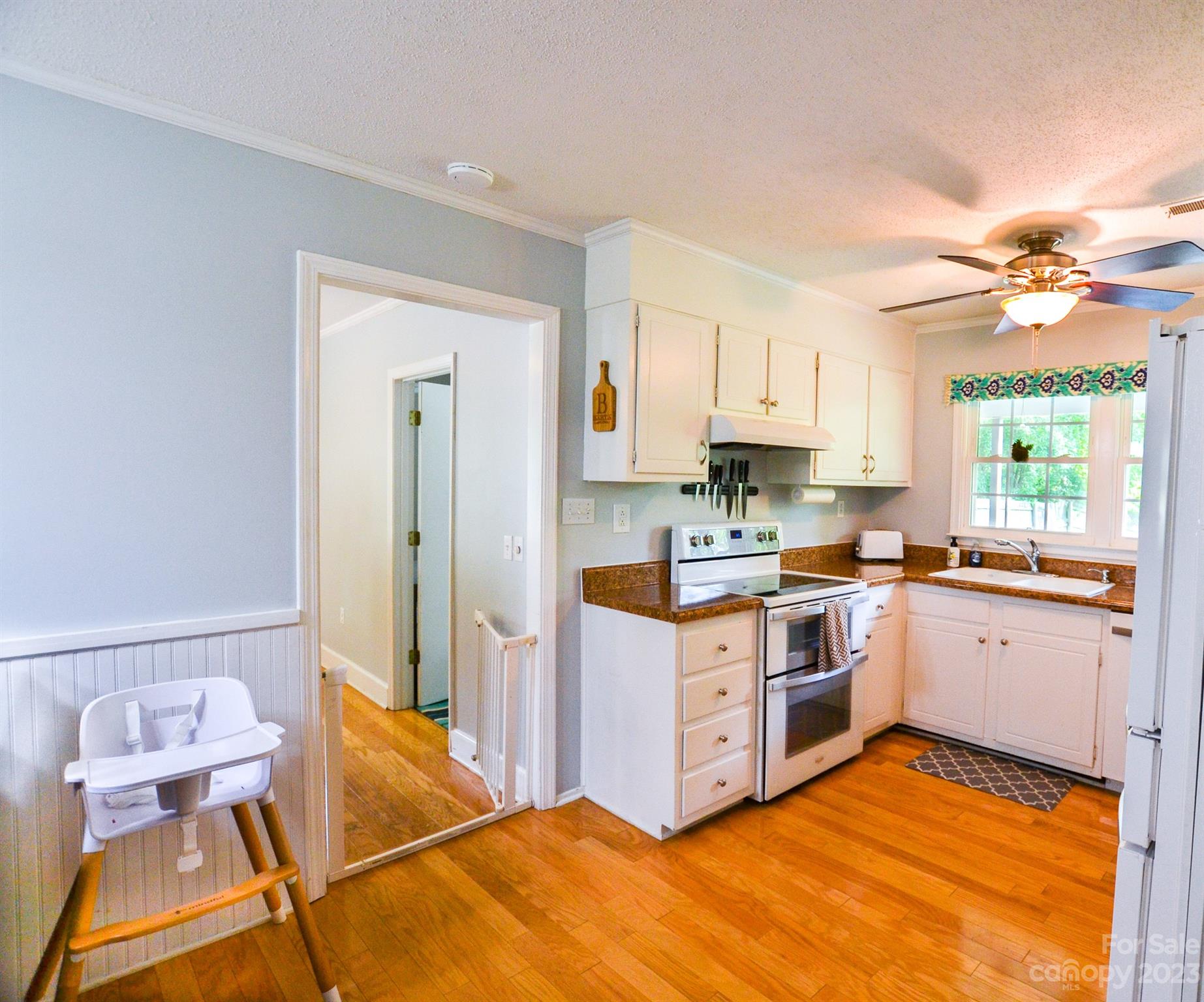 6 Knoll Ridge Drive Asheville NC 28804