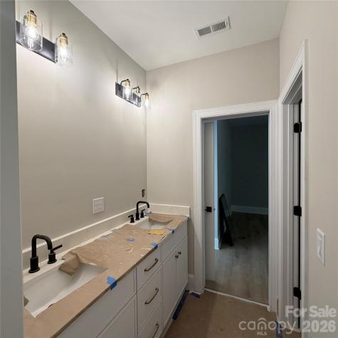 5019 Ardenwoods Drive Charlotte NC 28215