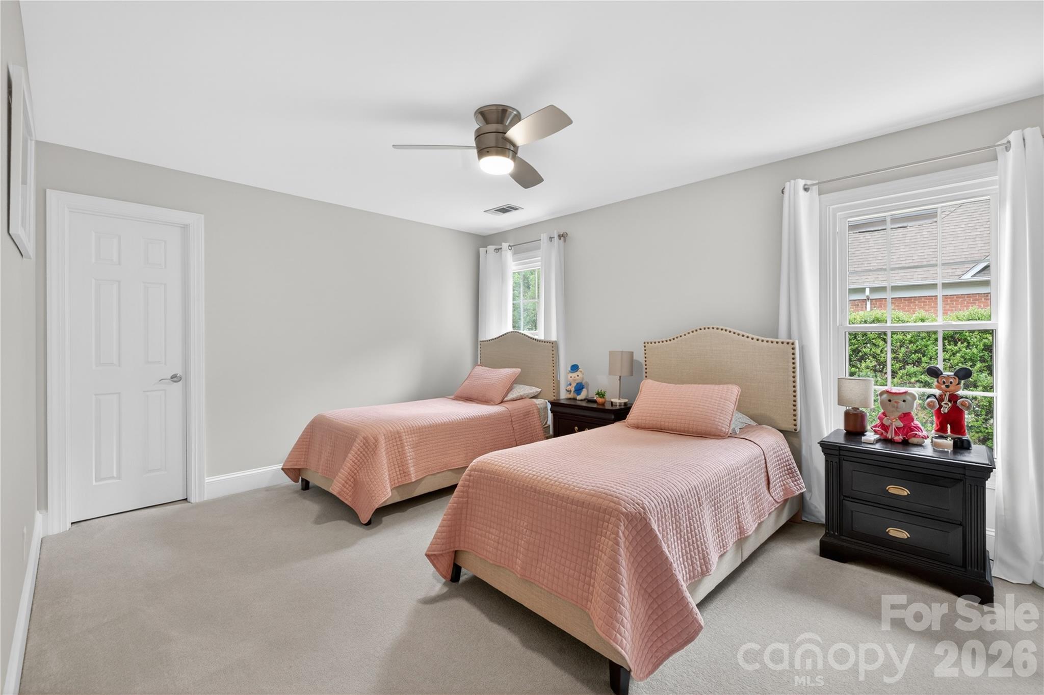 3100 Lakewood Edge Drive Charlotte NC 28269