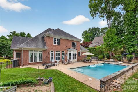 3100 Lakewood Edge Drive Charlotte NC 28269