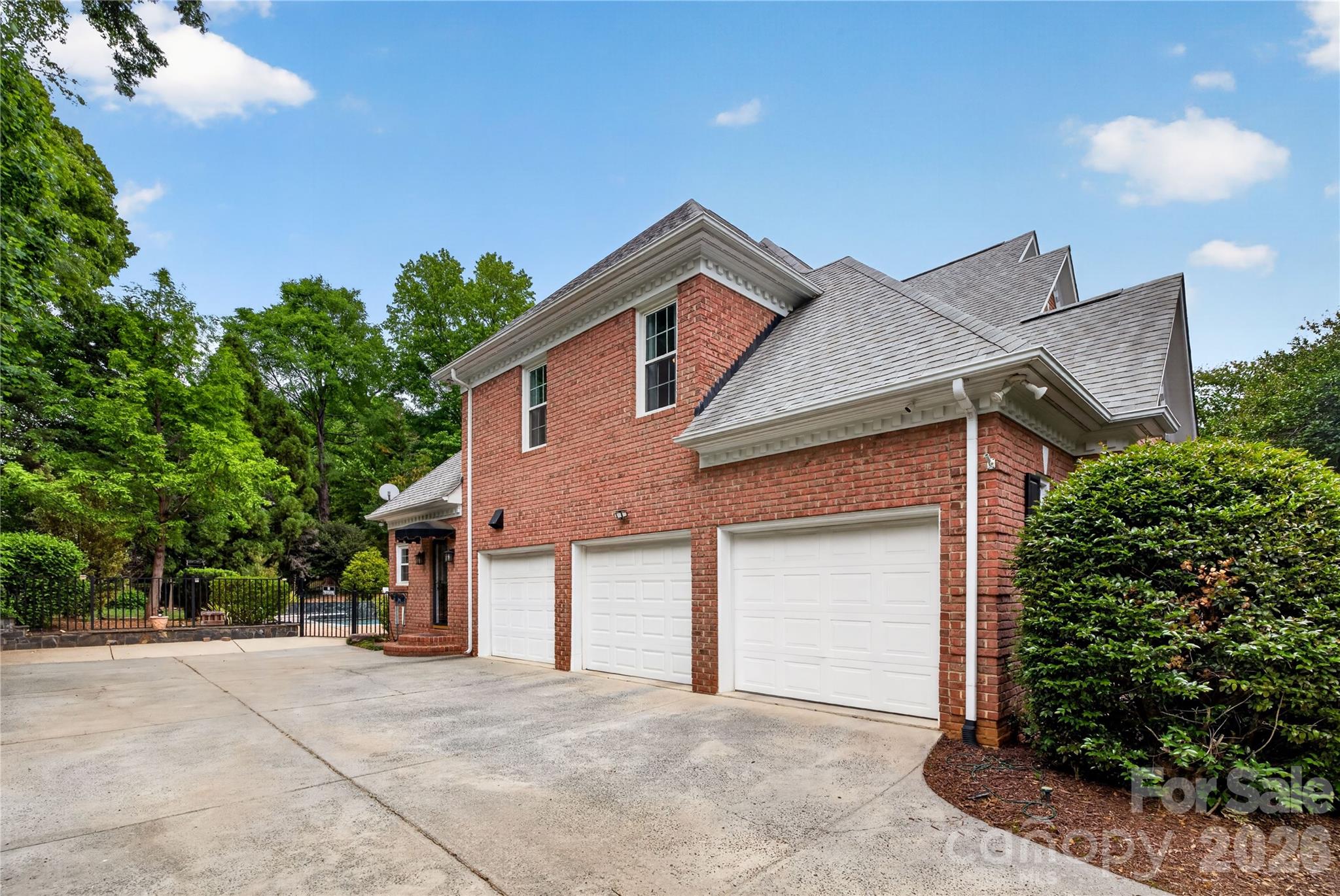 3100 Lakewood Edge Drive Charlotte NC 28269
