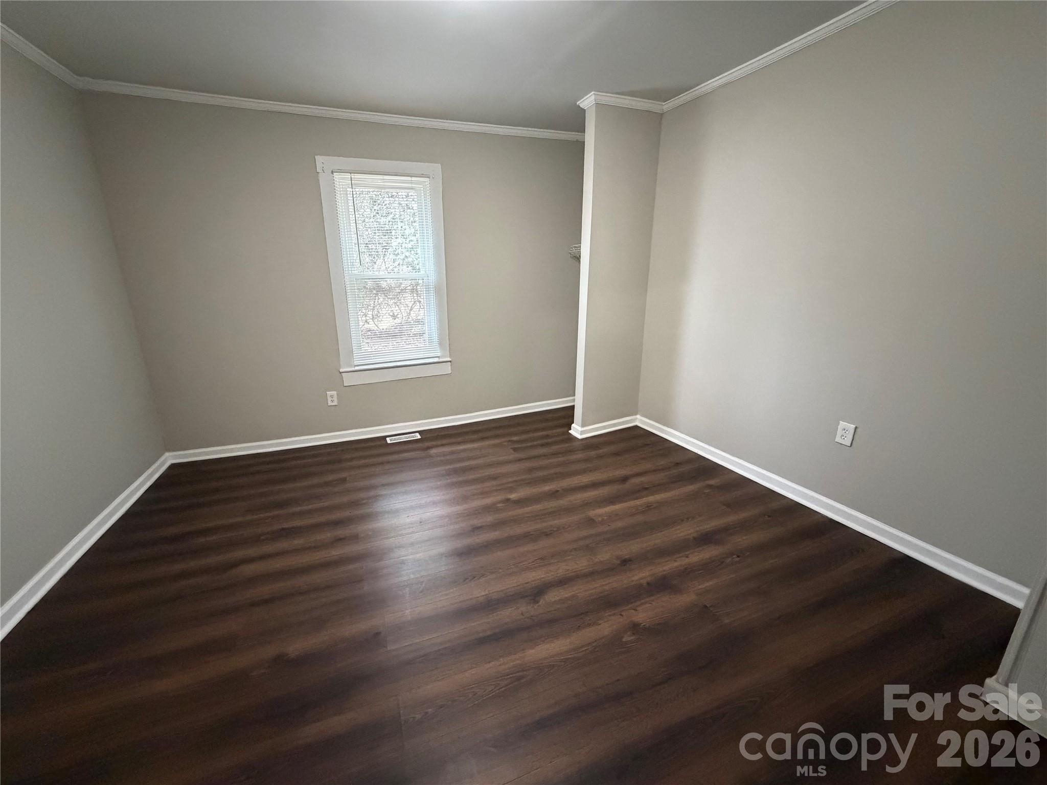 2037 S Pine Drive Gastonia NC 28054