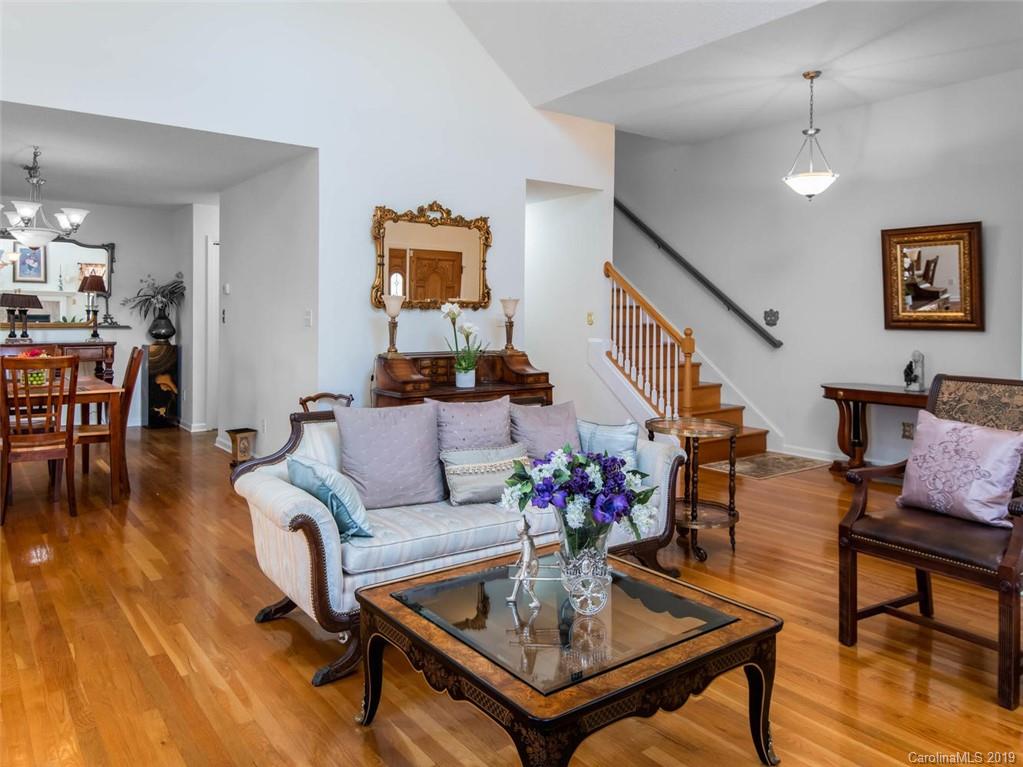 602 Hidden Springs Drive Asheville NC 28804
