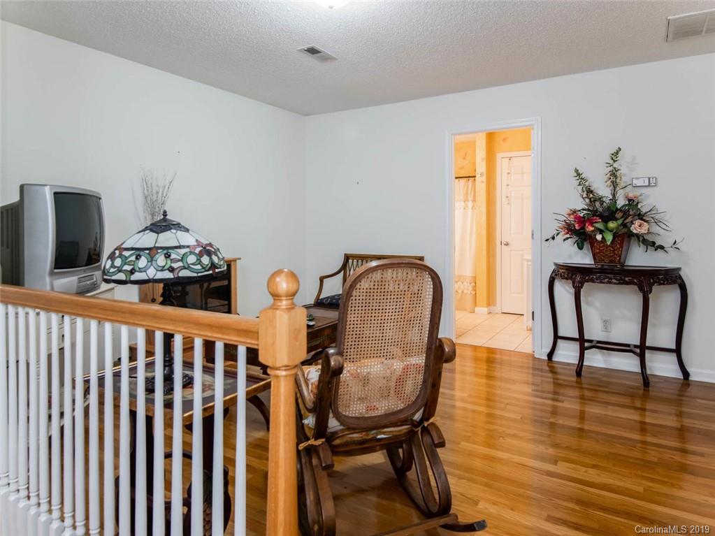 602 Hidden Springs Drive Asheville NC 28804