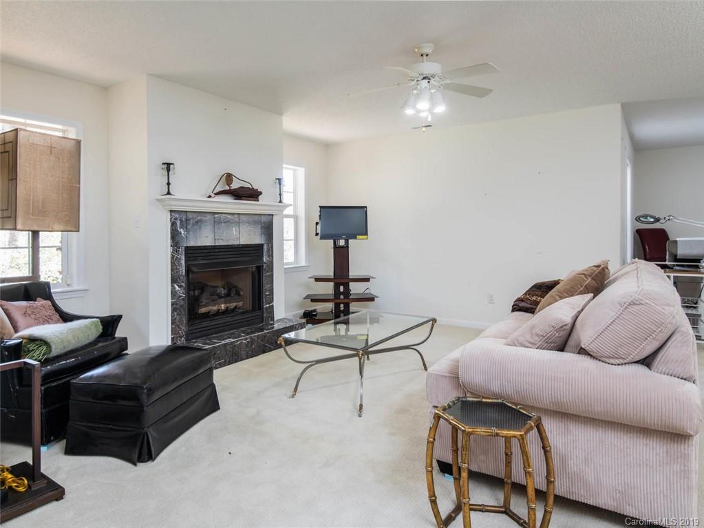 602 Hidden Springs Drive Asheville NC 28804