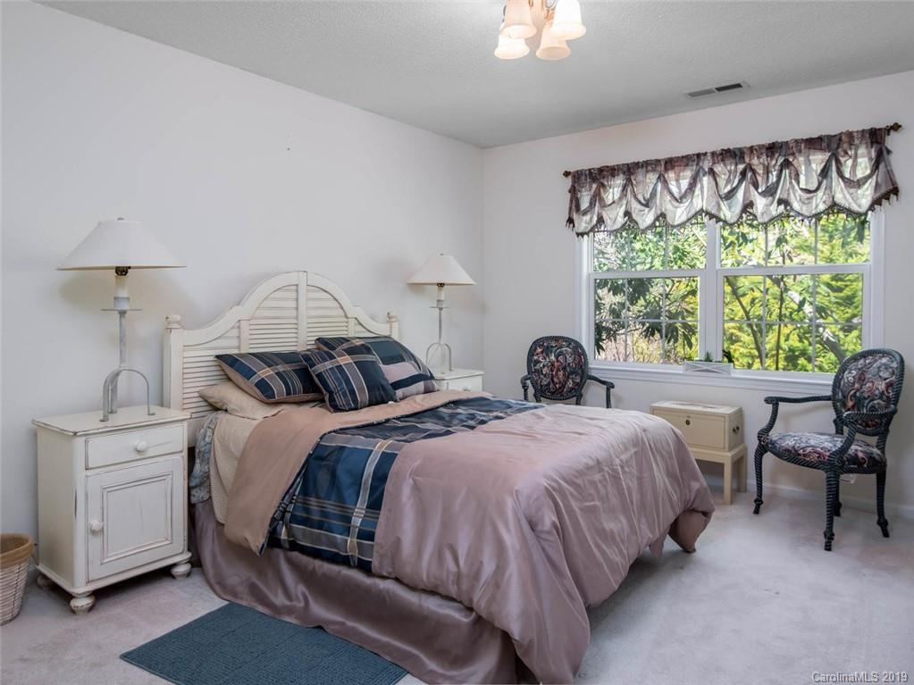 602 Hidden Springs Drive Asheville NC 28804
