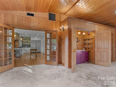 505 N Country Club Road Brevard NC 28712