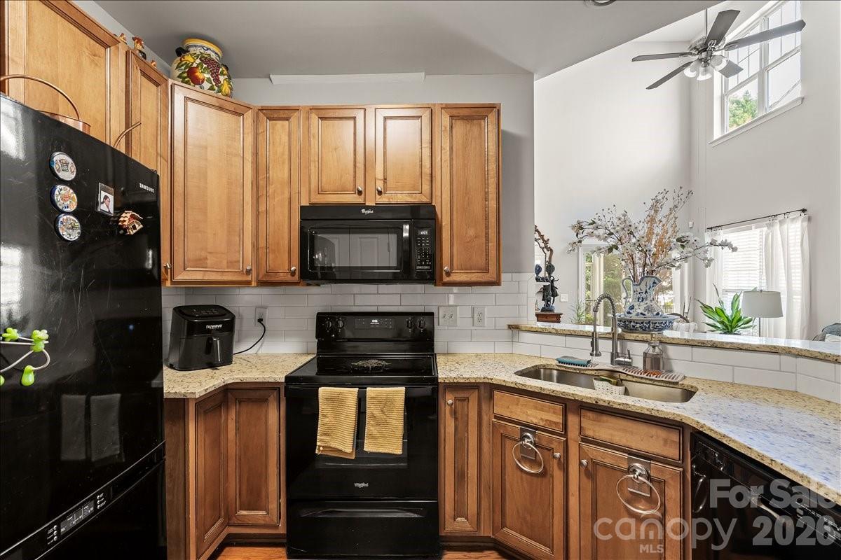 1024 Kensrowe Lane Matthews NC 28104