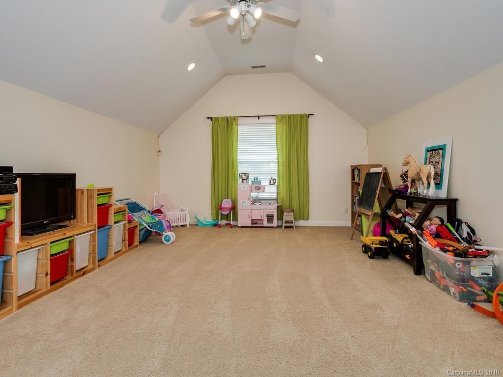 10310 Riesling Court Charlotte NC 28277
