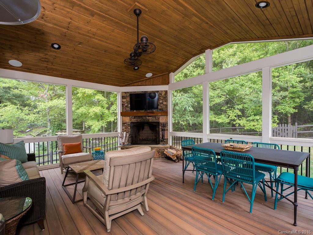 10310 Riesling Court Charlotte NC 28277
