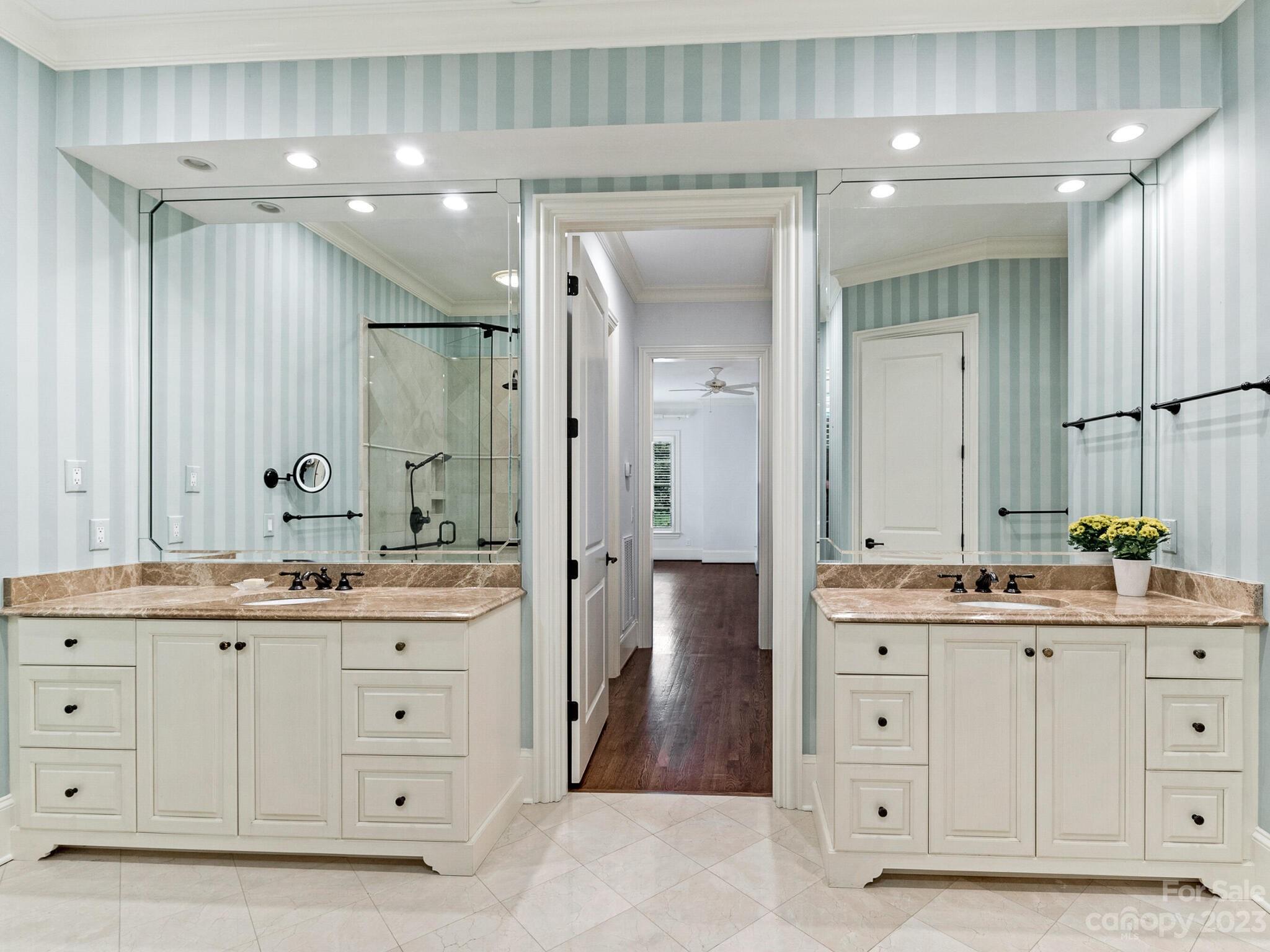 1119 Bolling Road Charlotte NC 28207