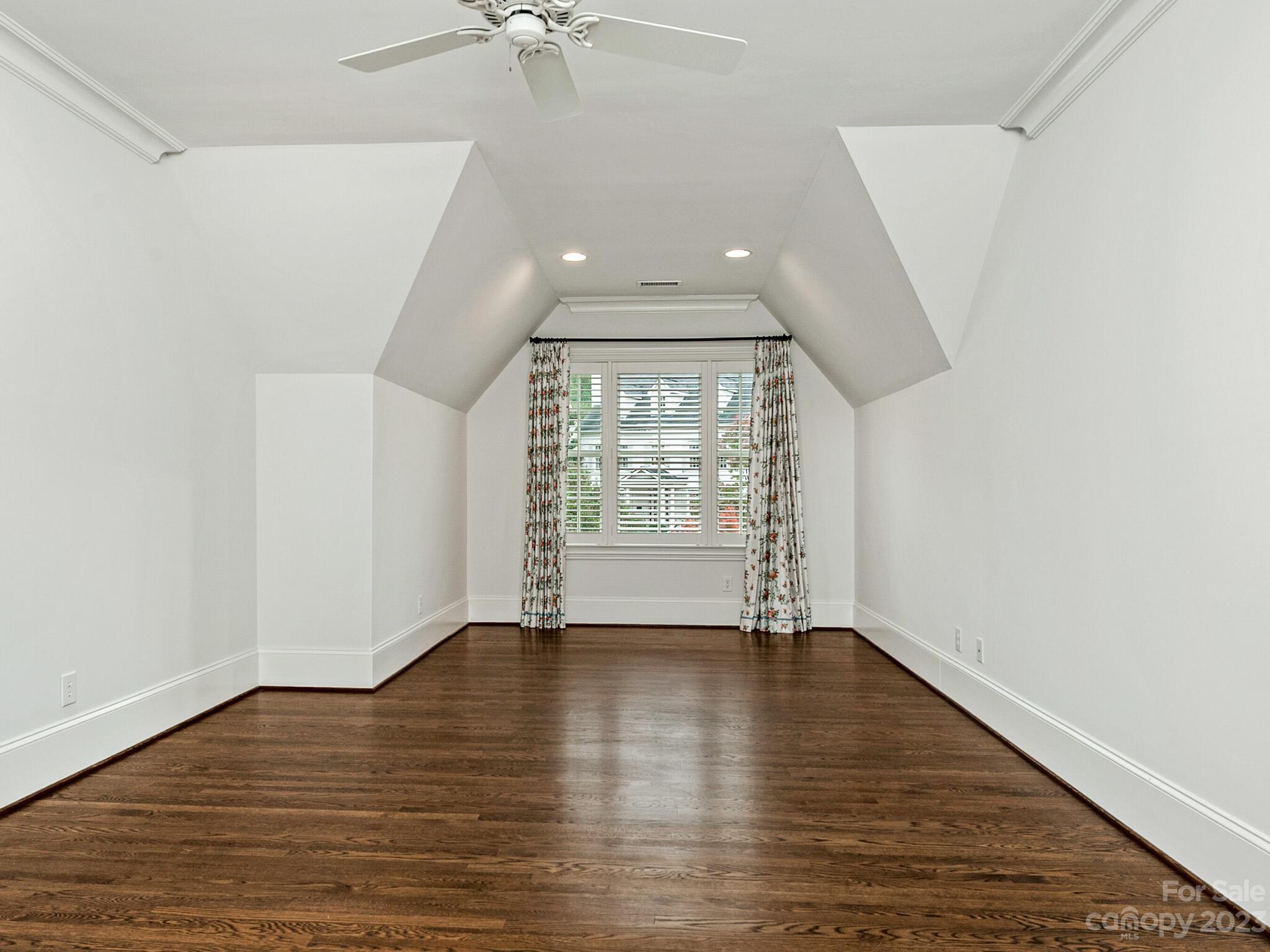 1119 Bolling Road Charlotte NC 28207