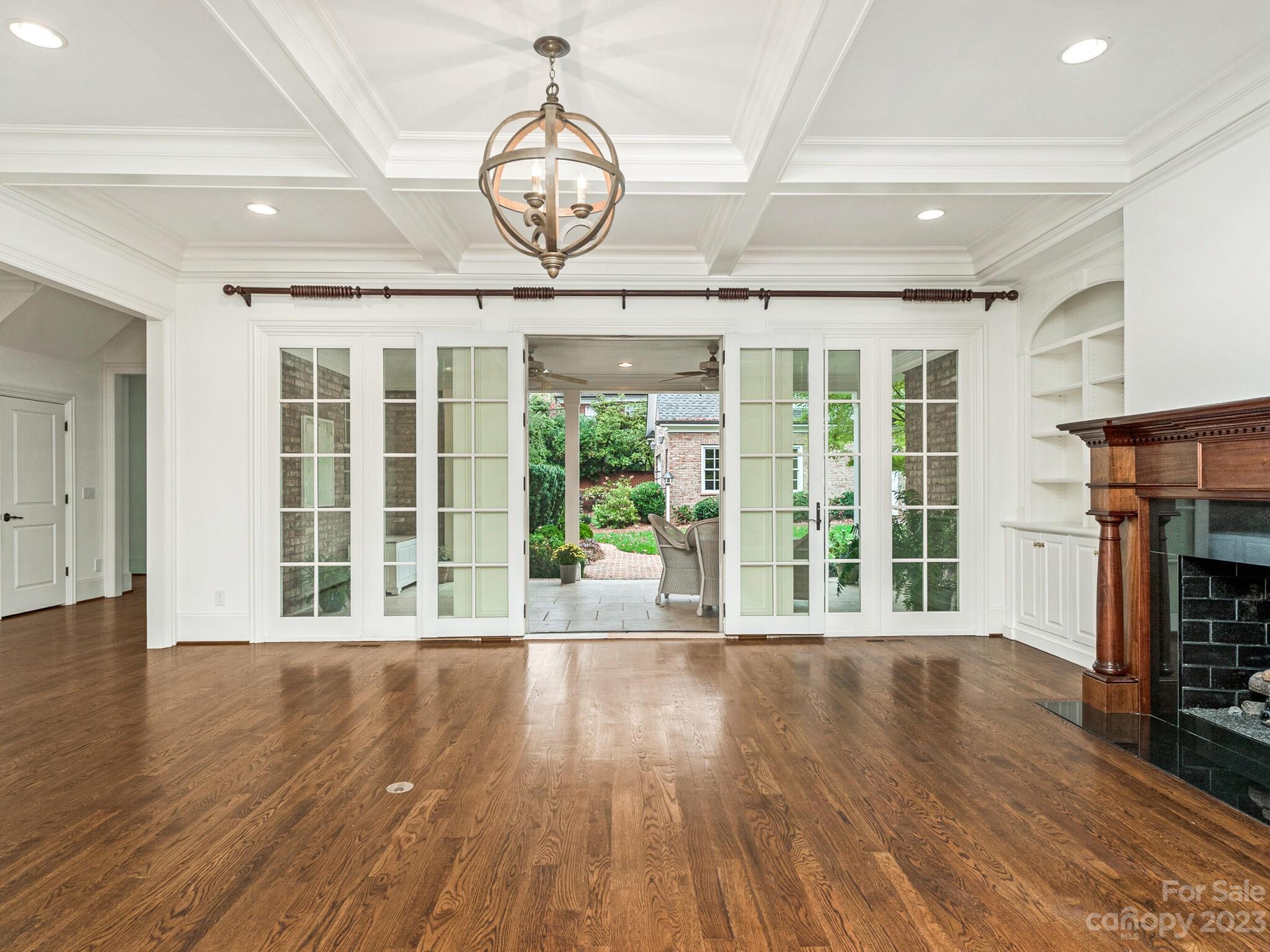 1119 Bolling Road Charlotte NC 28207