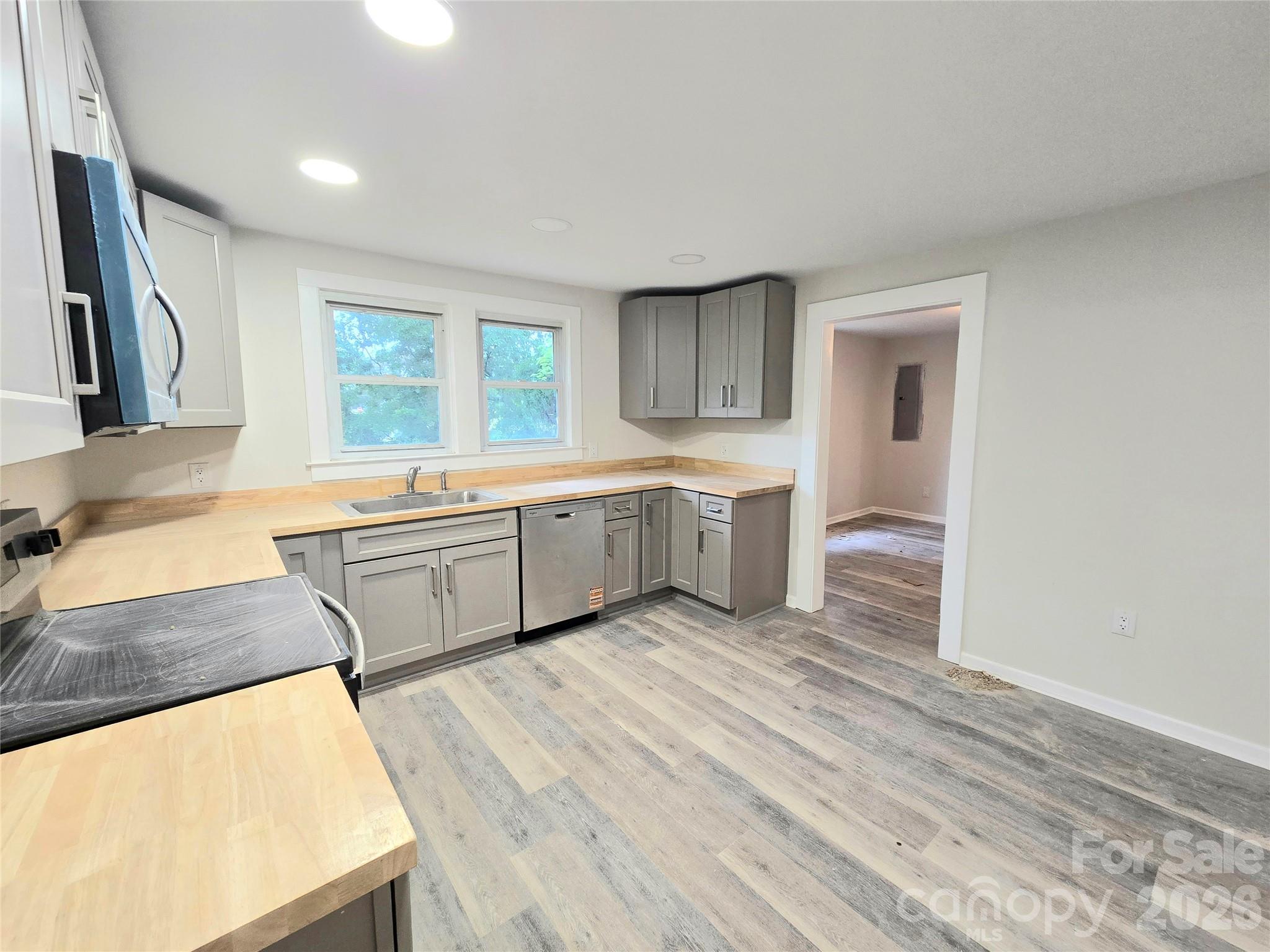 357 8th Avenue Drive SW Hickory NC 28602