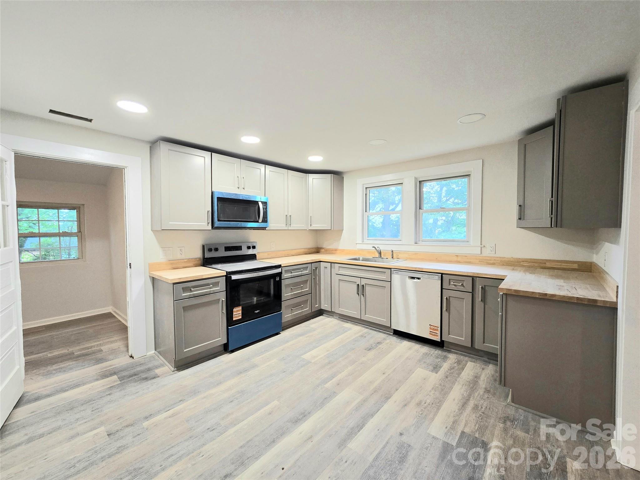 357 8th Avenue Drive SW Hickory NC 28602