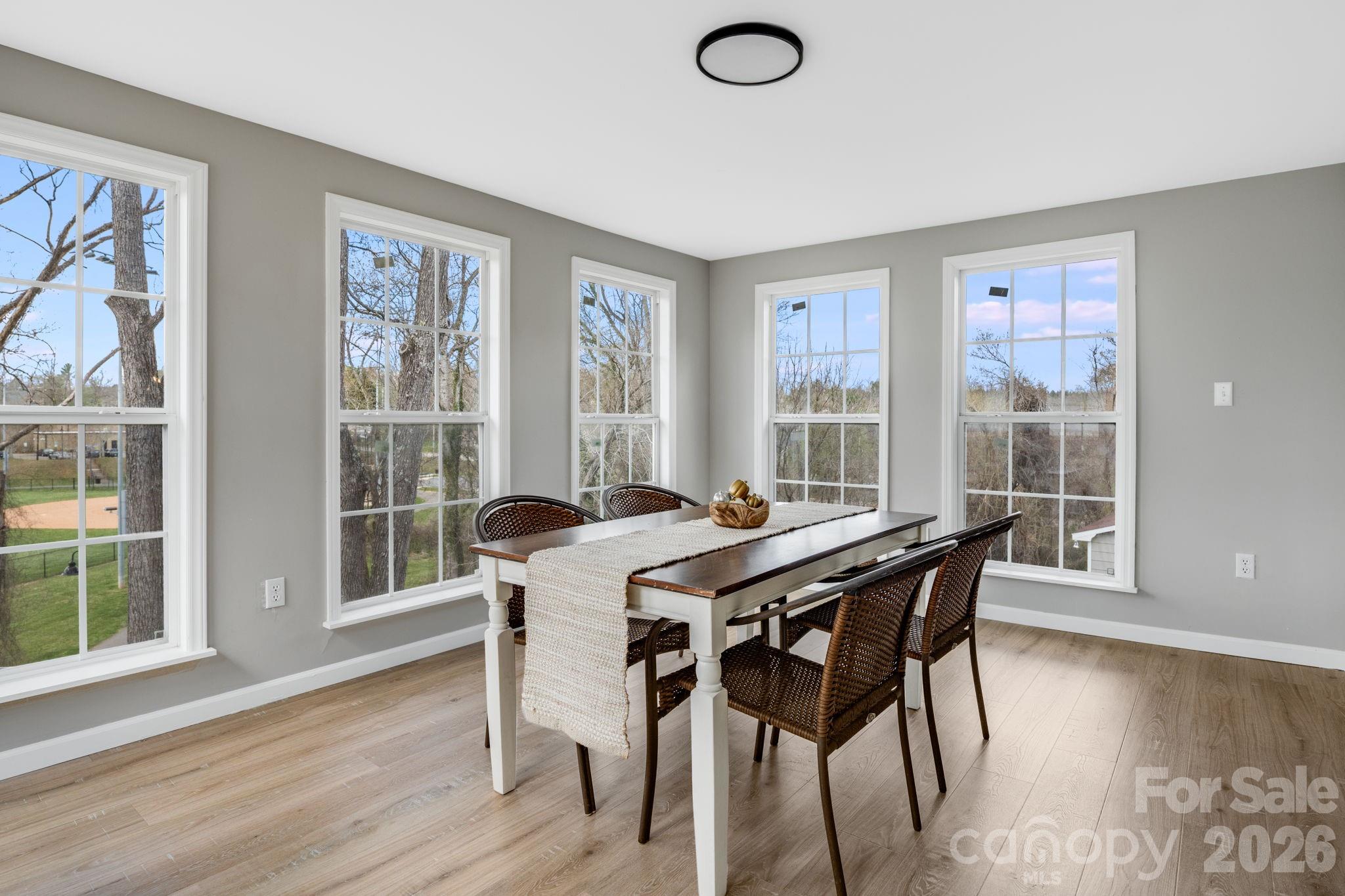 15 Kent Street Asheville NC 28803