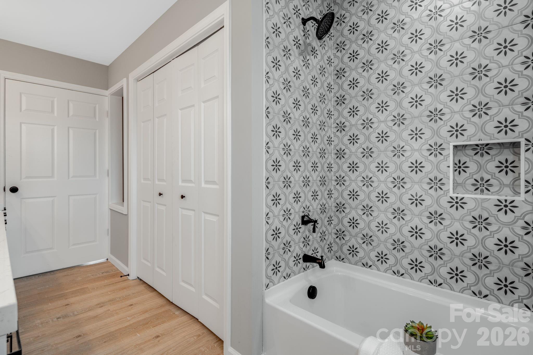 15 Kent Street Asheville NC 28803