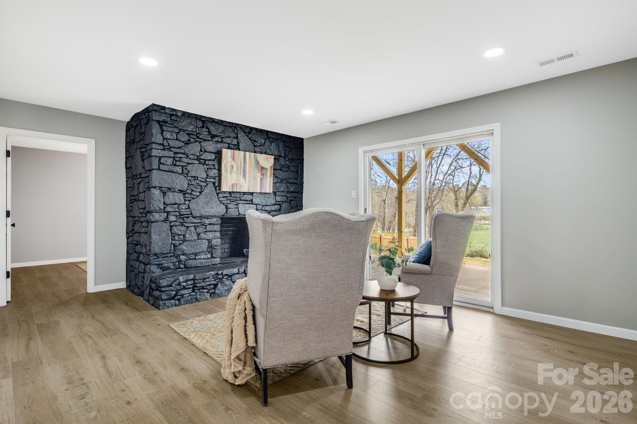 15 Kent Street Asheville NC 28803