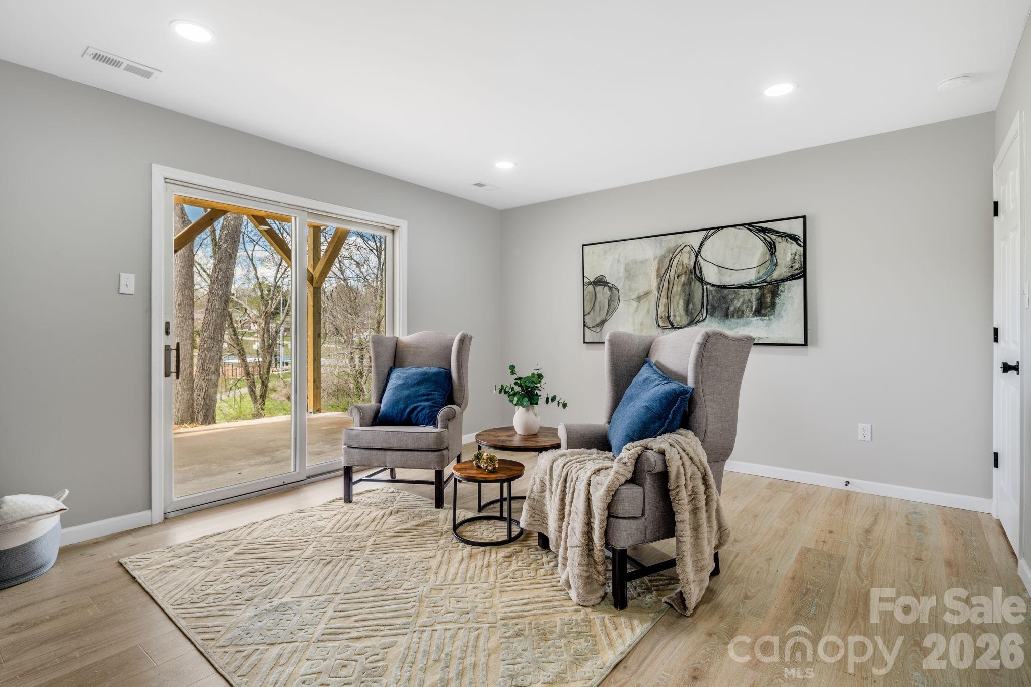 15 Kent Street Asheville NC 28803