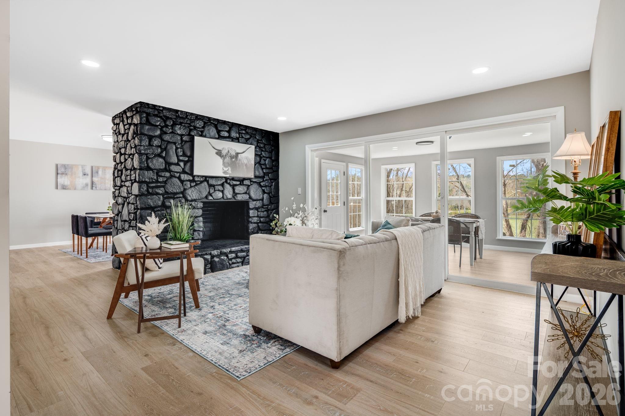 15 Kent Street Asheville NC 28803