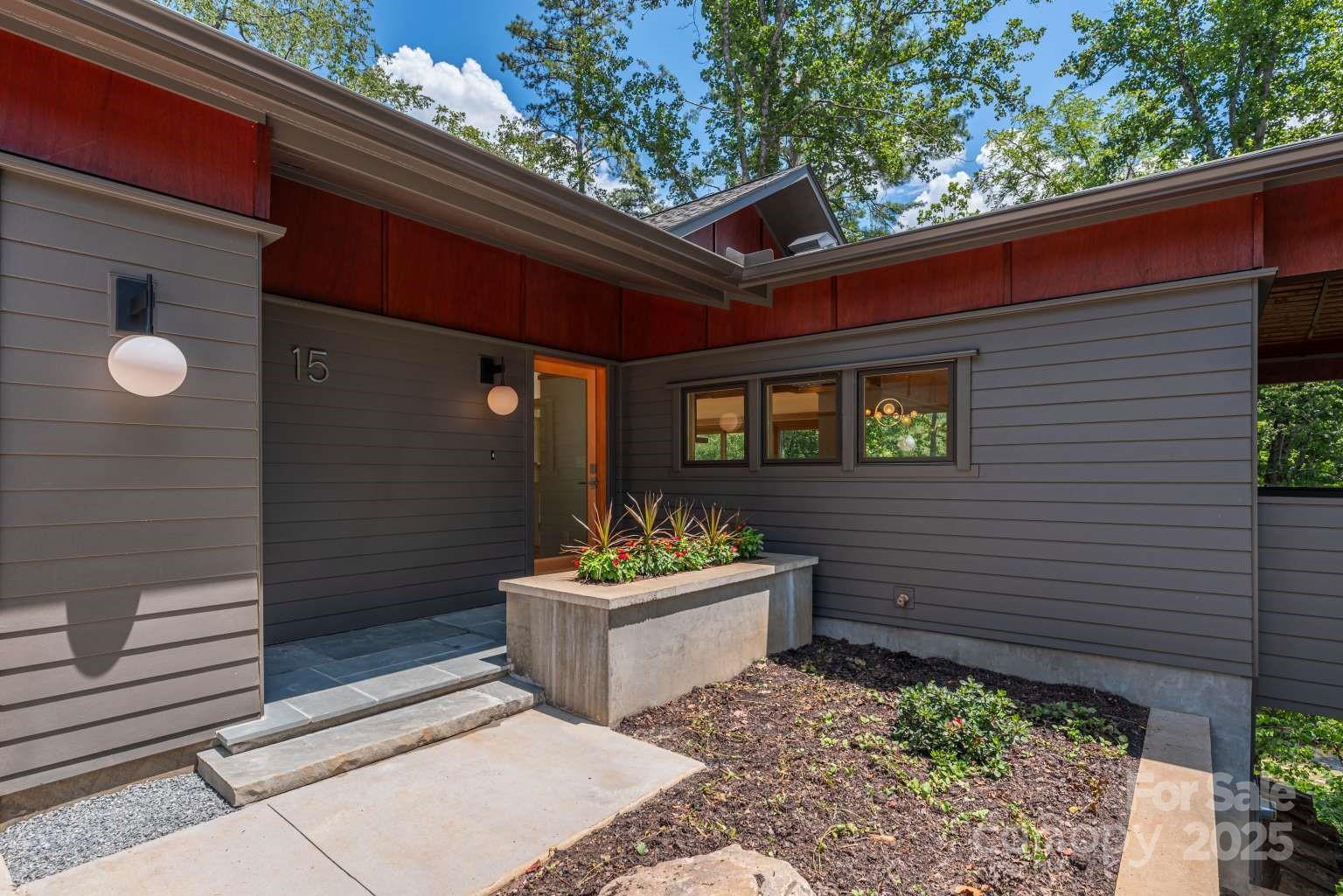15 Bridgewater Drive Fletcher NC 28732