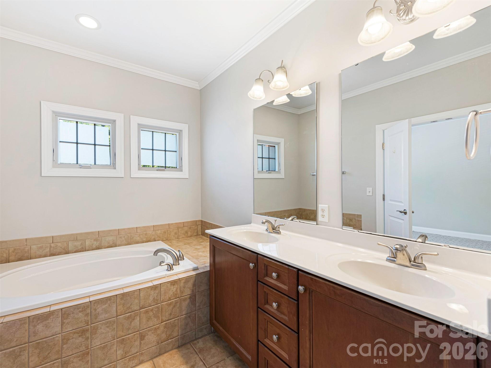 4670 Dabney Vigor Drive Charlotte NC 28209