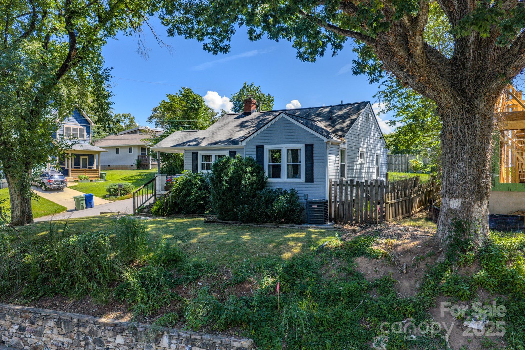 122 Michigan Avenue Asheville NC 28806