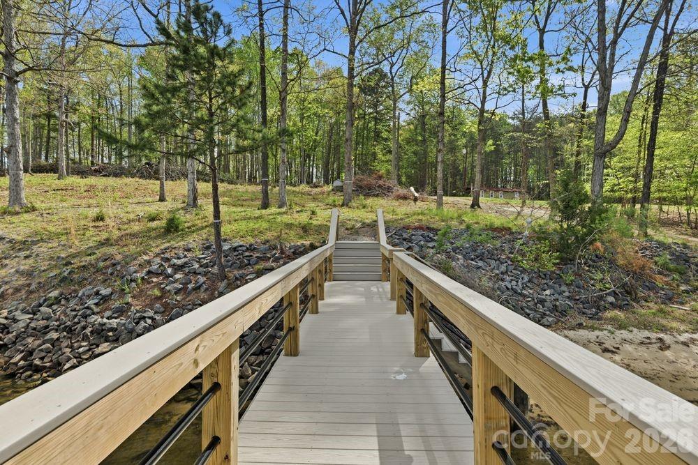 21217 Lake Run Drive Charlotte NC 28278