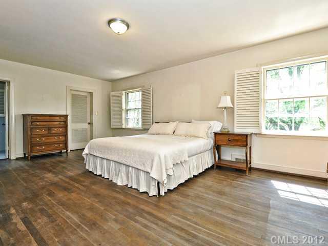 2147 Roswell Avenue Charlotte NC 28207