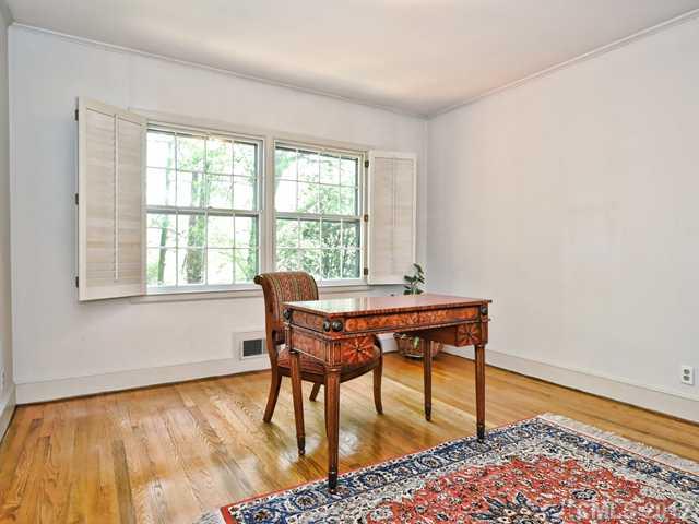 2147 Roswell Avenue Charlotte NC 28207