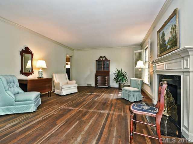 2147 Roswell Avenue Charlotte NC 28207
