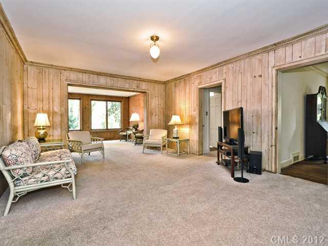 2147 Roswell Avenue Charlotte NC 28207