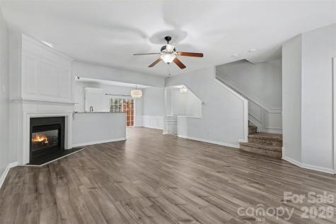 10415 Winslet Drive Charlotte NC 28277