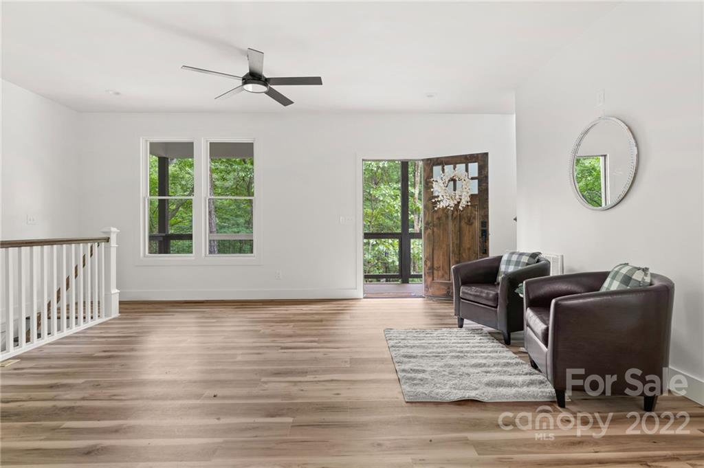 25 Jennifer Drive Hendersonville NC 28791