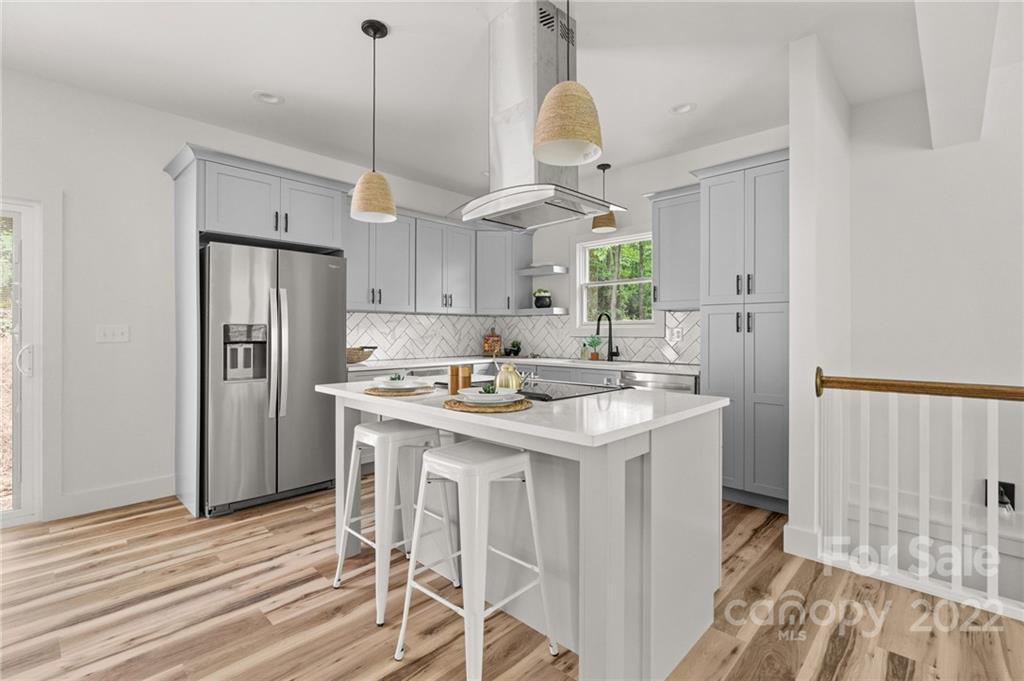25 Jennifer Drive Hendersonville NC 28791