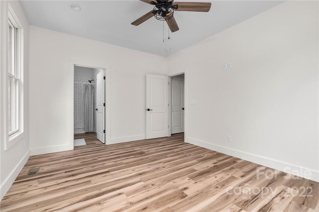 25 Jennifer Drive Hendersonville NC 28791