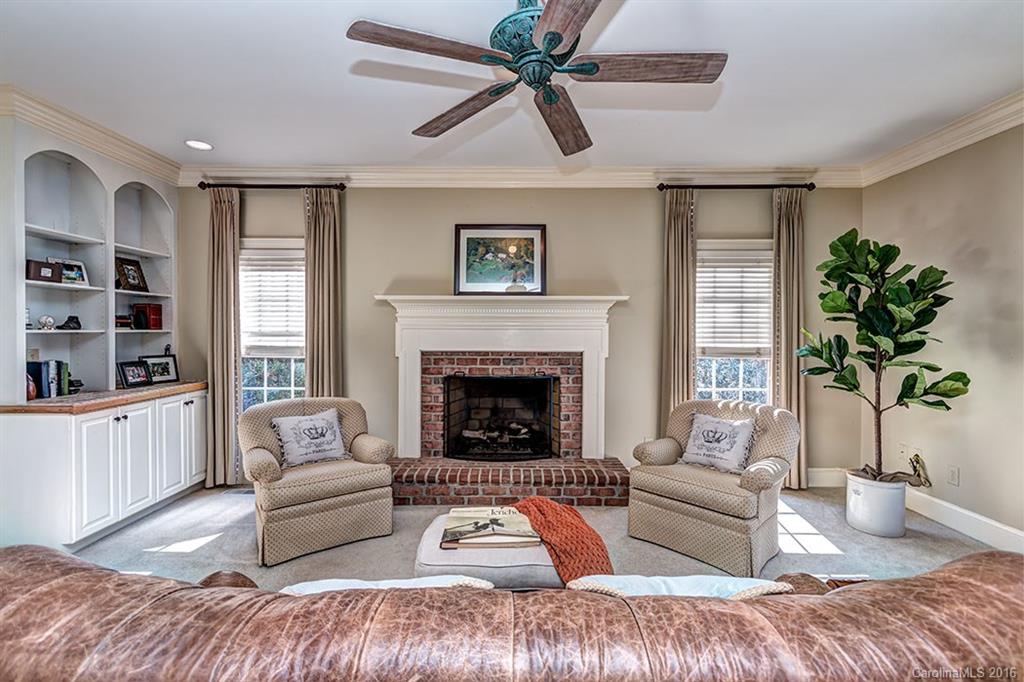 15633 Eagleview Drive Charlotte NC 28278