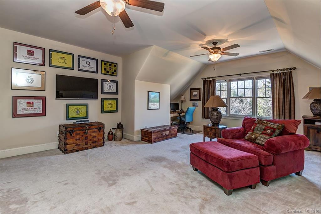 15633 Eagleview Drive Charlotte NC 28278
