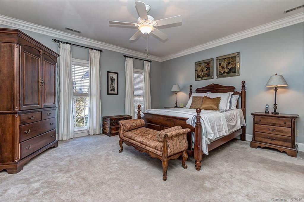 15633 Eagleview Drive Charlotte NC 28278