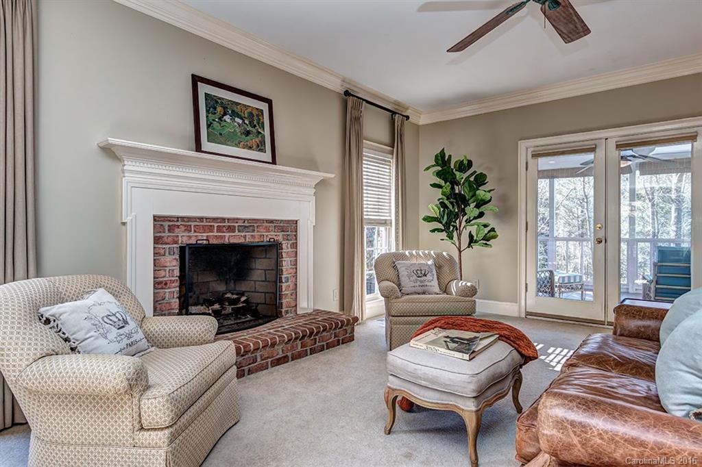 15633 Eagleview Drive Charlotte NC 28278