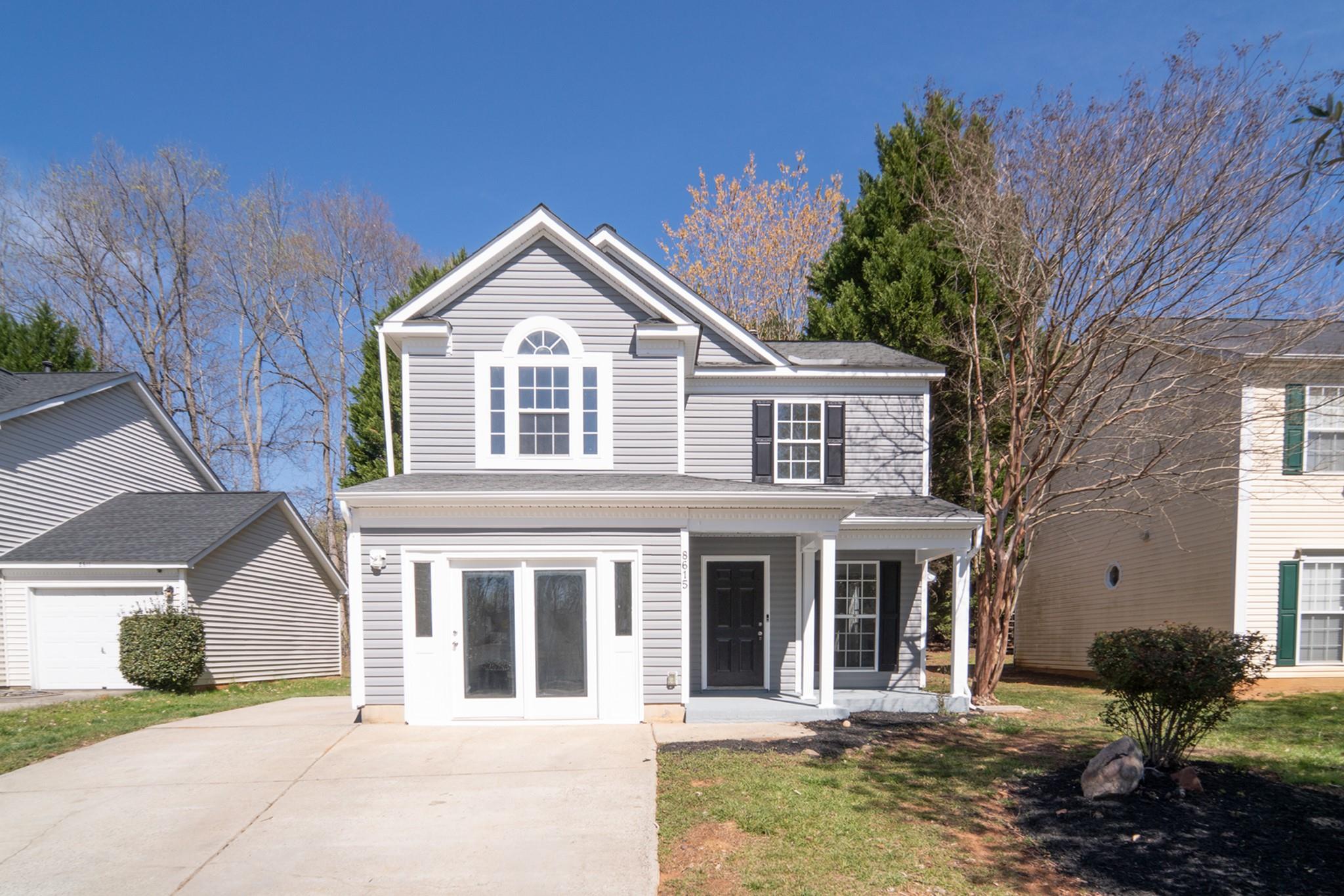 8615 Treyburn Drive Charlotte NC 28216