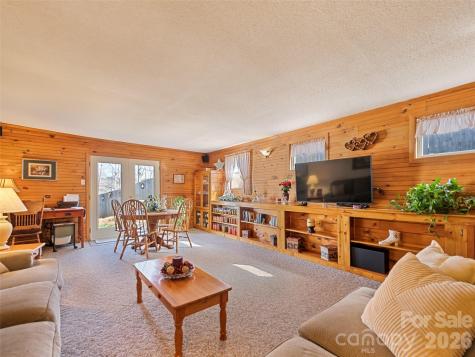 136 Peaceful Valley Drive Leicester NC 28748