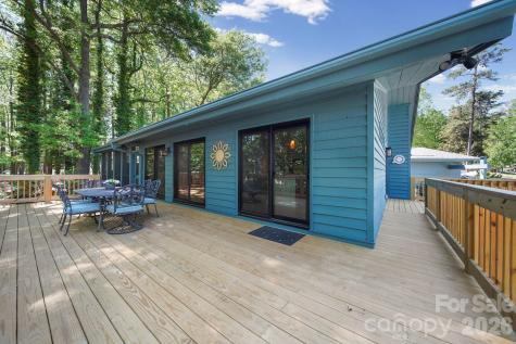 15 King Haigler Chase Street Lake Wylie SC 29710