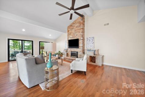 15 King Haigler Chase Street Lake Wylie SC 29710