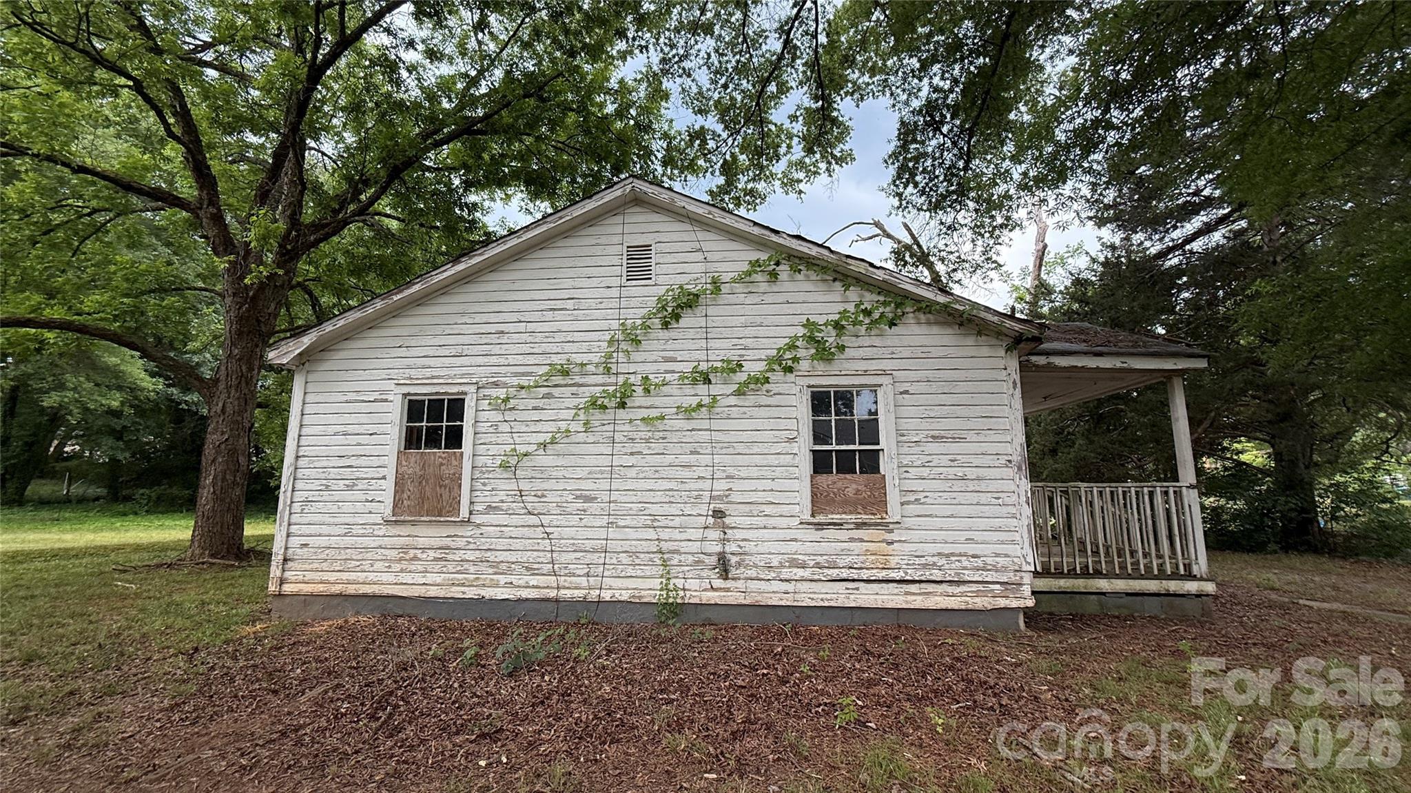 255 Washington Street Forest City NC 28043