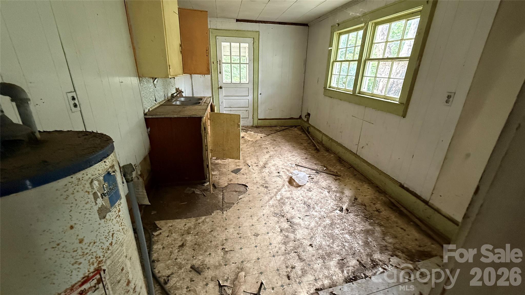 255 Washington Street Forest City NC 28043