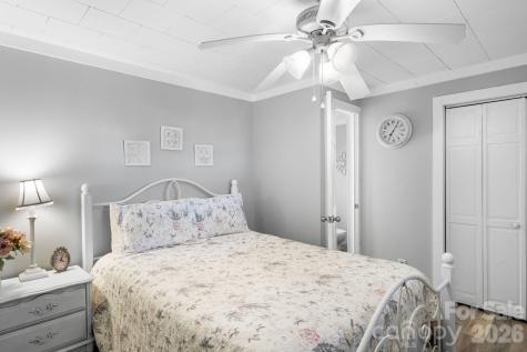 889 Big Ridge Road Franklin NC 28734